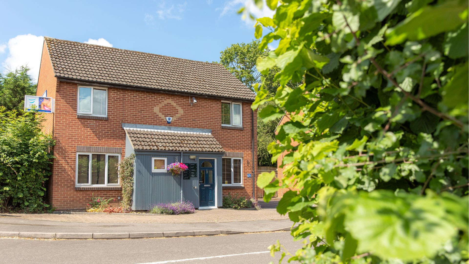 <h1>Your local Southampton Dentist</h1><h2>Book a New Patient Exam for only £87 - Includes free X-rays worth £24</h2>